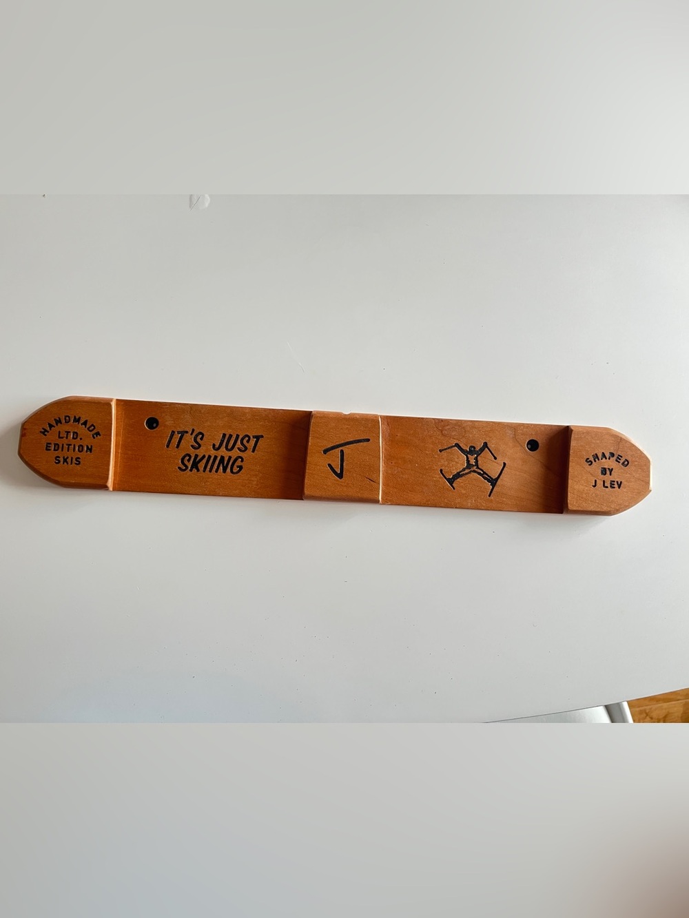 Wooden SKI DISPLAY